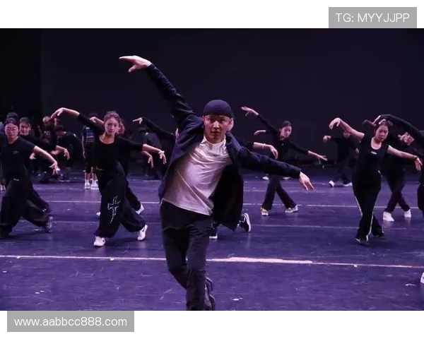 武汉街舞队技术之争引发热议舞者风格与实力的碰撞与思考