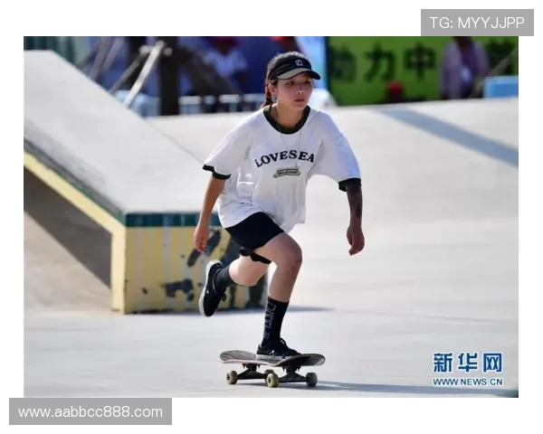 西安滑板队在极限运动世界杯中的速度表现精彩点评与分析