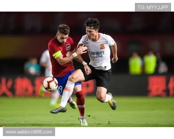 中超精彩对决卓尔迎战河南建业争夺胜利与荣耀