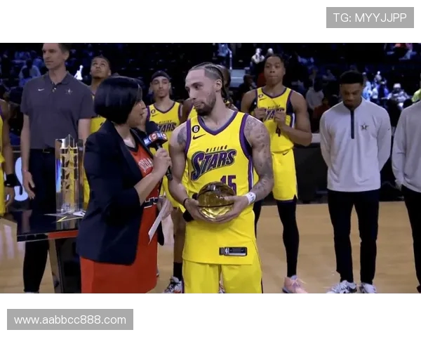 塔里伊森的篮球之路：从新秀到明星的成长历程与挑战